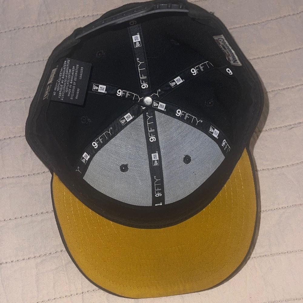 Black Dodgers Cap with Multicolor Logo- Cooperstown Collection- New Era - Picture 5 of 8